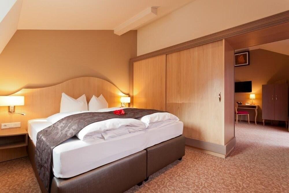 Villa Ludwig Suite Hotel - Adults Only Hohenschwangau Bagian luar foto