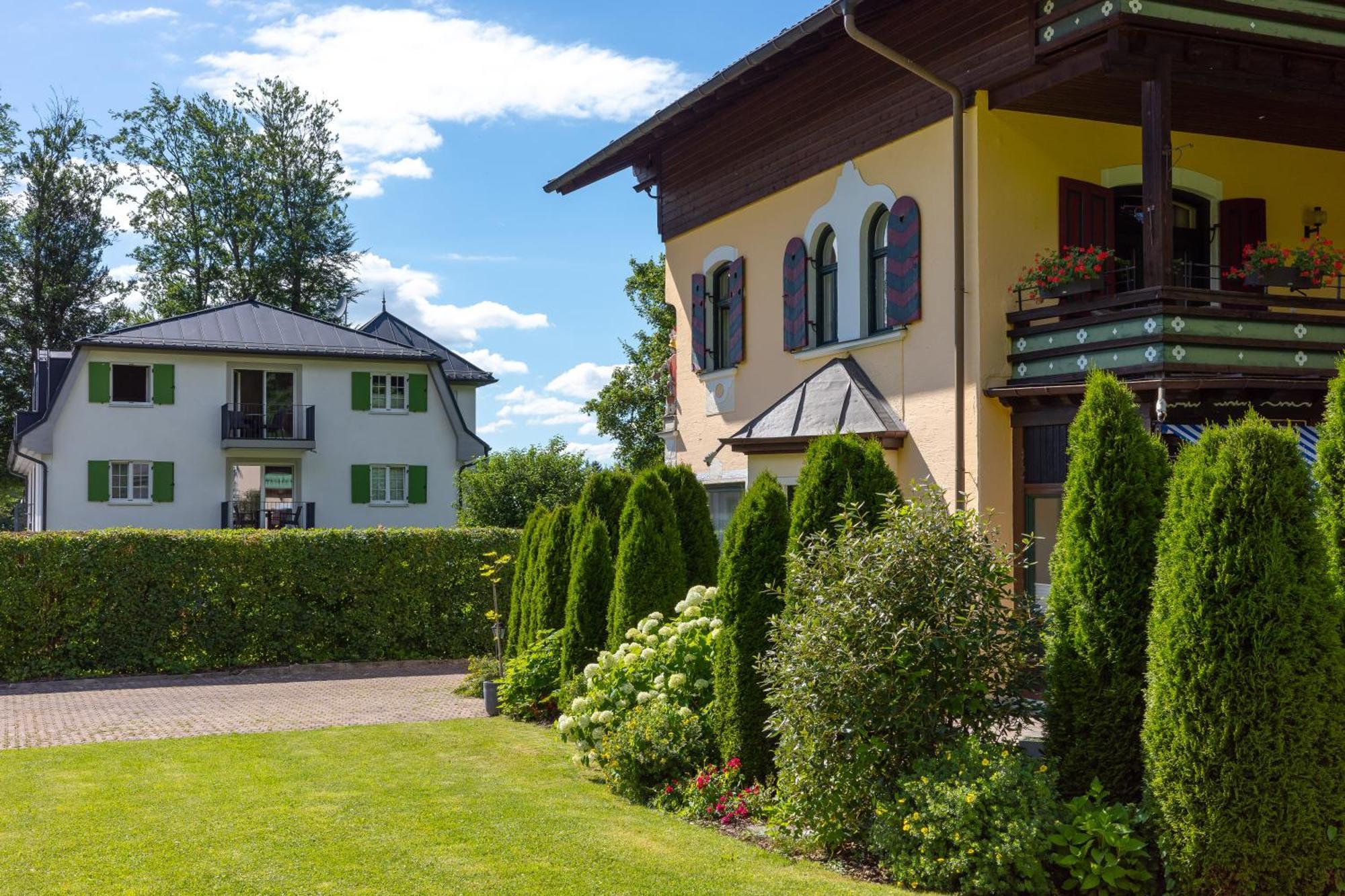 Villa Ludwig Suite Hotel - Adults Only Hohenschwangau Bagian luar foto