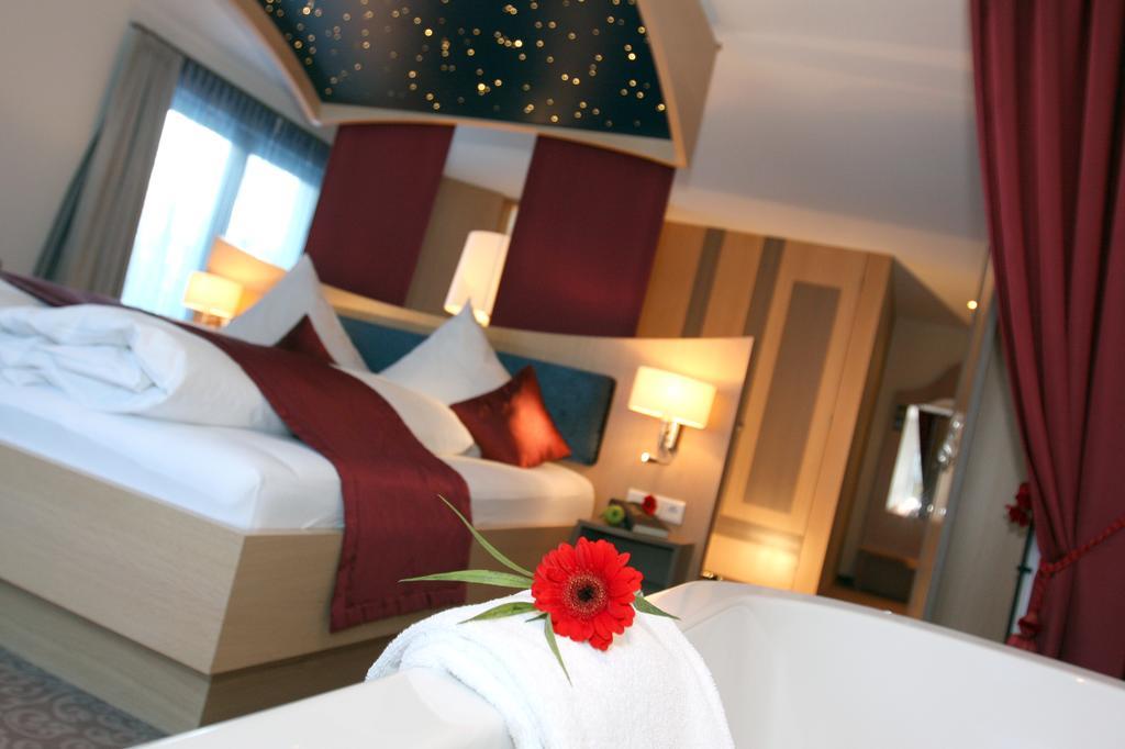 Villa Ludwig Suite Hotel - Adults Only Hohenschwangau Bagian luar foto